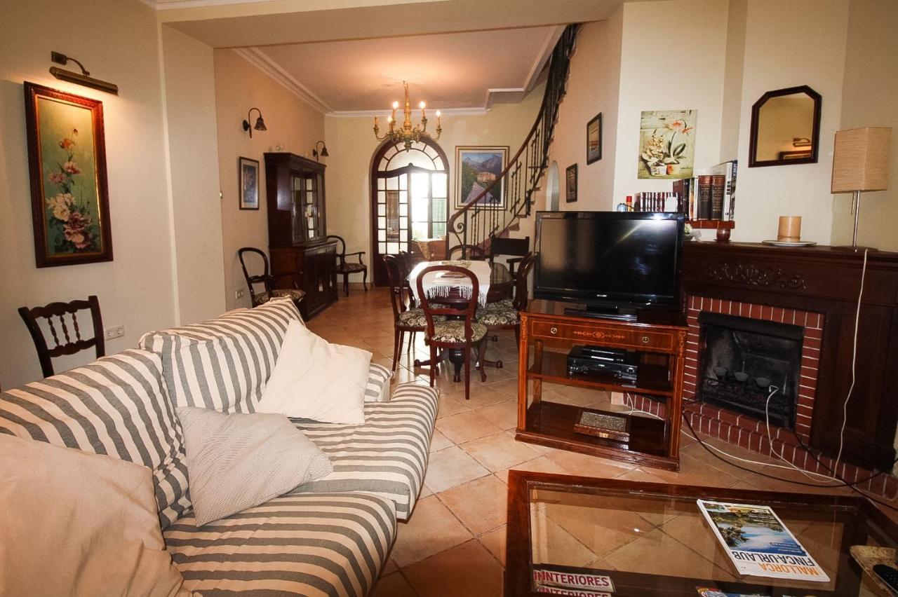 Casa Carrer De Bonany Hébergement de vacances *